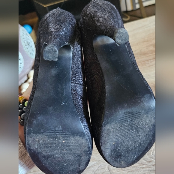 Maurices Black Lace Women's Heels Size 7.5 - Picture 5 of 5